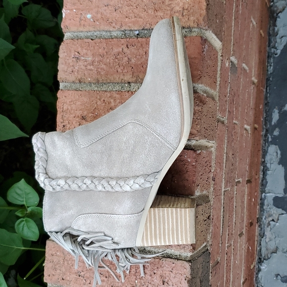 Leather side zip booties- sz. 9.5 - Picture 5 of 9